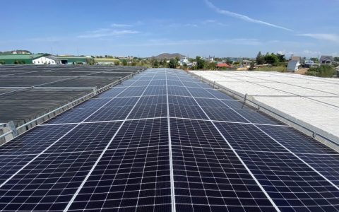 Bộ Công Thương công bố khung giá phát điện mặt trời có pin lưu trữ năm 2025